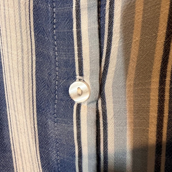 Jane & Delancey Striped Button Down Short Sleeve Rayon Shirt Lightweight Large - Picture 4 of 13